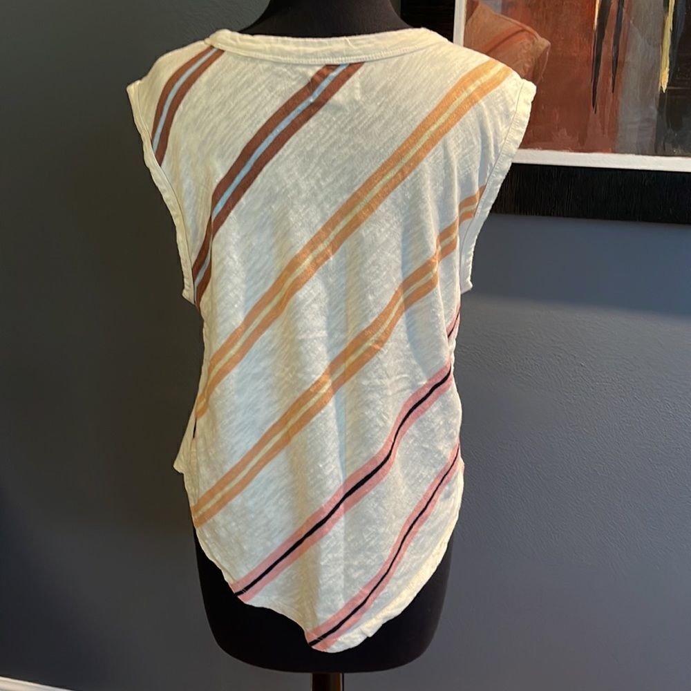 Lou & Grey slub diagonal stripe curved hem tank. Medium. - Picture 4 of 5